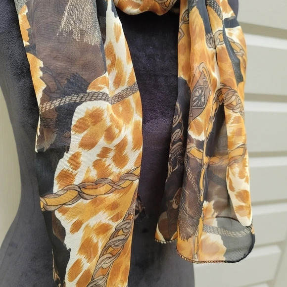Fall Colors Chain Chiffon Scarf Wrap Beige Brown Black Print OS - Picture 5 of 6